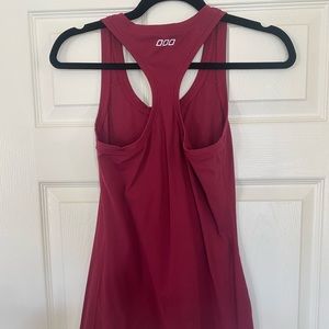 Lorna Jane Racerback Tank - size small